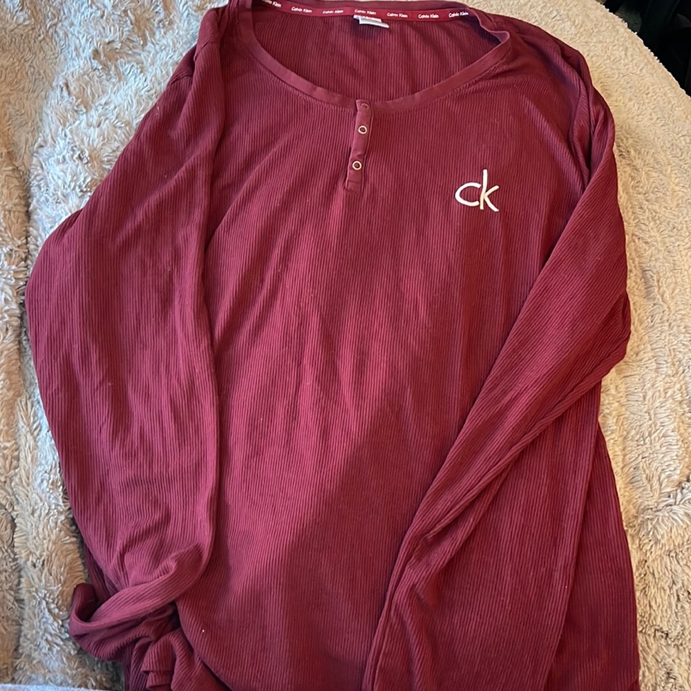 Calvin Klein, perfect condition, maroon color,